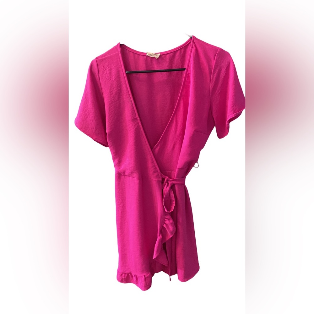 Barbie Pink wrap dress LIKE NEW from boutique Peach Love California